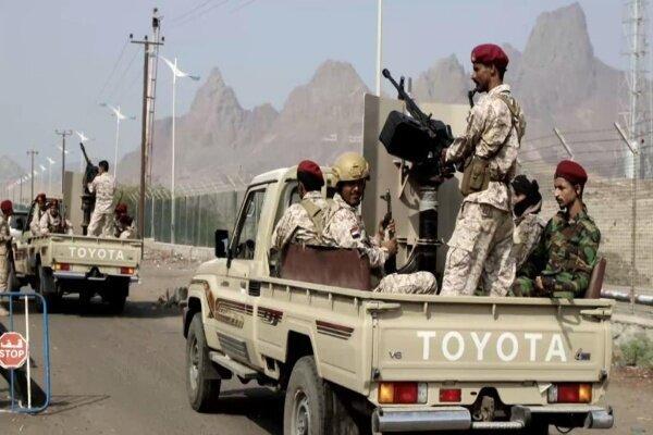 عناصر تحت حمایت امارات در استان سقطری با یکدیگر درگیر شدند عناصر تحت حمایت امارات در استان سقطری با یکدیگر درگیر شدند
