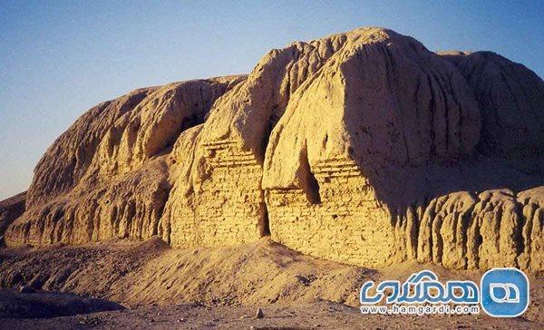 تپه سیلک از آثار ملی ایران به شمار می رود